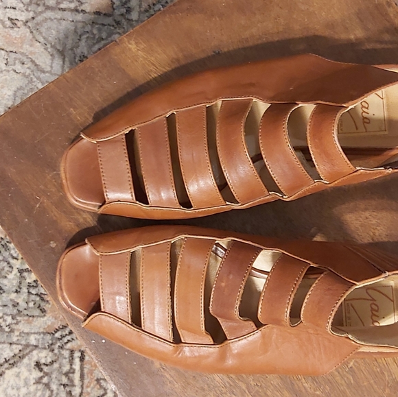 Gaia sandals - Picture 5 of 5
